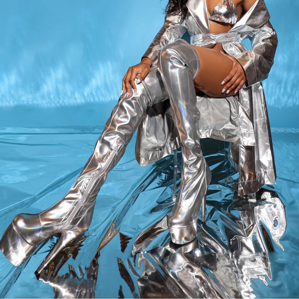 Silver Club Strut Thigh High Boots